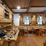 Eko Hisa-eco House Na Razpotju 3*