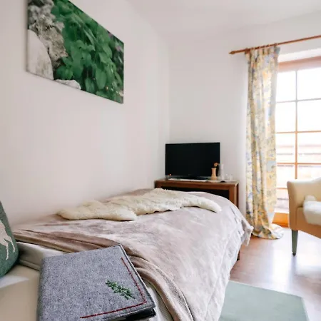 Eko Hisa-eco House Na Razpotju