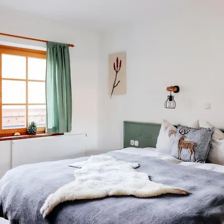 Eko Hisa-eco House Na Razpotju 3* Solčava