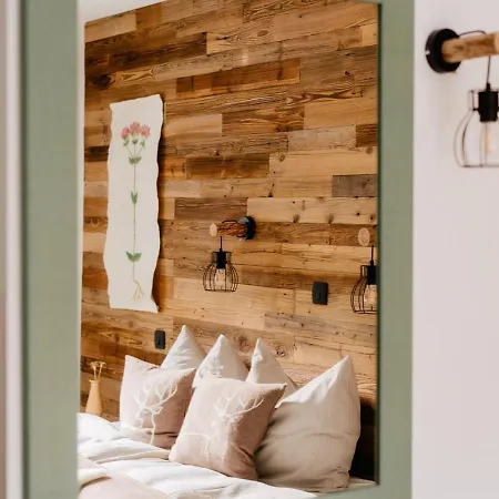 Eko Hisa-eco House Na Razpotju 3*