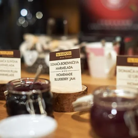 Hotel Eko Hisa-eco House Na Razpotju