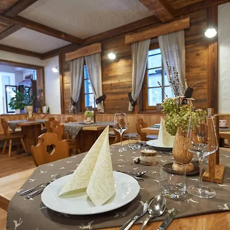 Eko Hisa-eco House Na Razpotju Otel Solčava