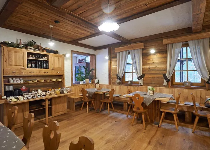 Otel Eko Hisa-eco House Na Razpotju 3*