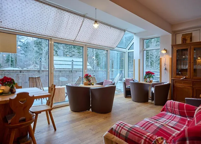 Otel Eko Hisa-eco House Na Razpotju